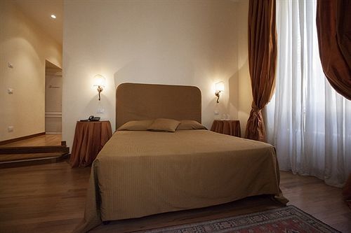 Couette-café Relais Al Senato Rome