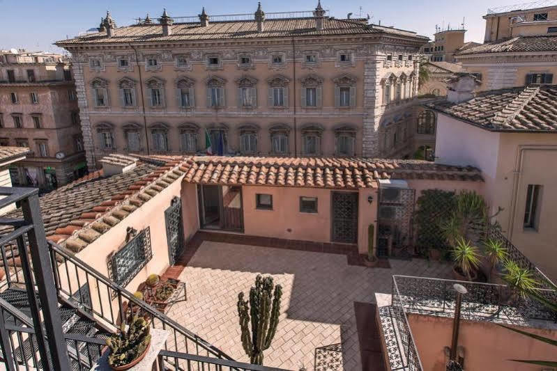 Relais Al Senato Couette-café 3*